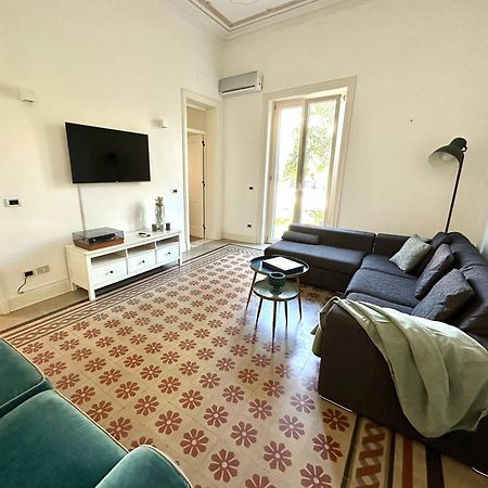 Appartamento Matteotti Living And Garden Palermo Esterno foto