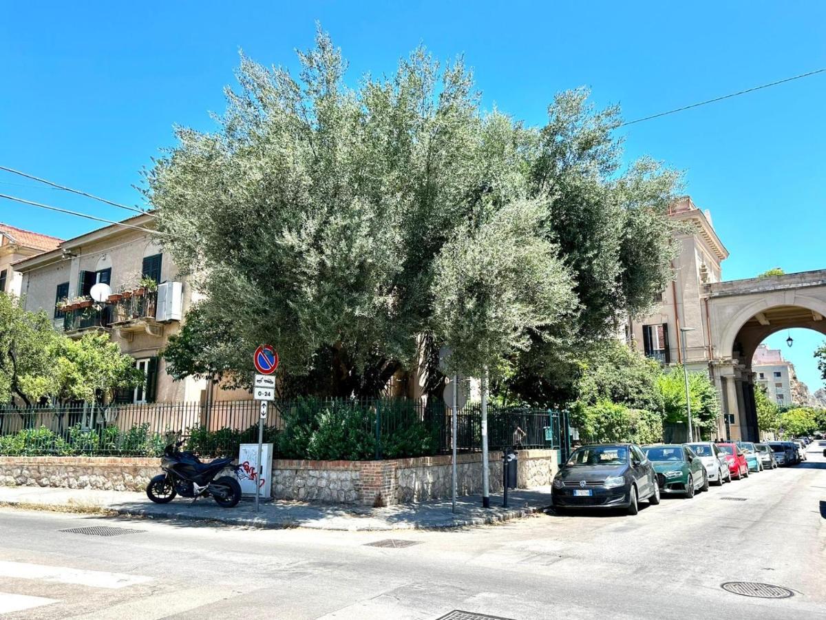 Appartamento Matteotti Living And Garden Palermo Esterno foto